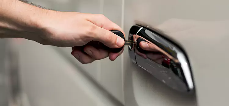 Why Choose Our Auto Locksmith Team in Delray Beach, FL?
